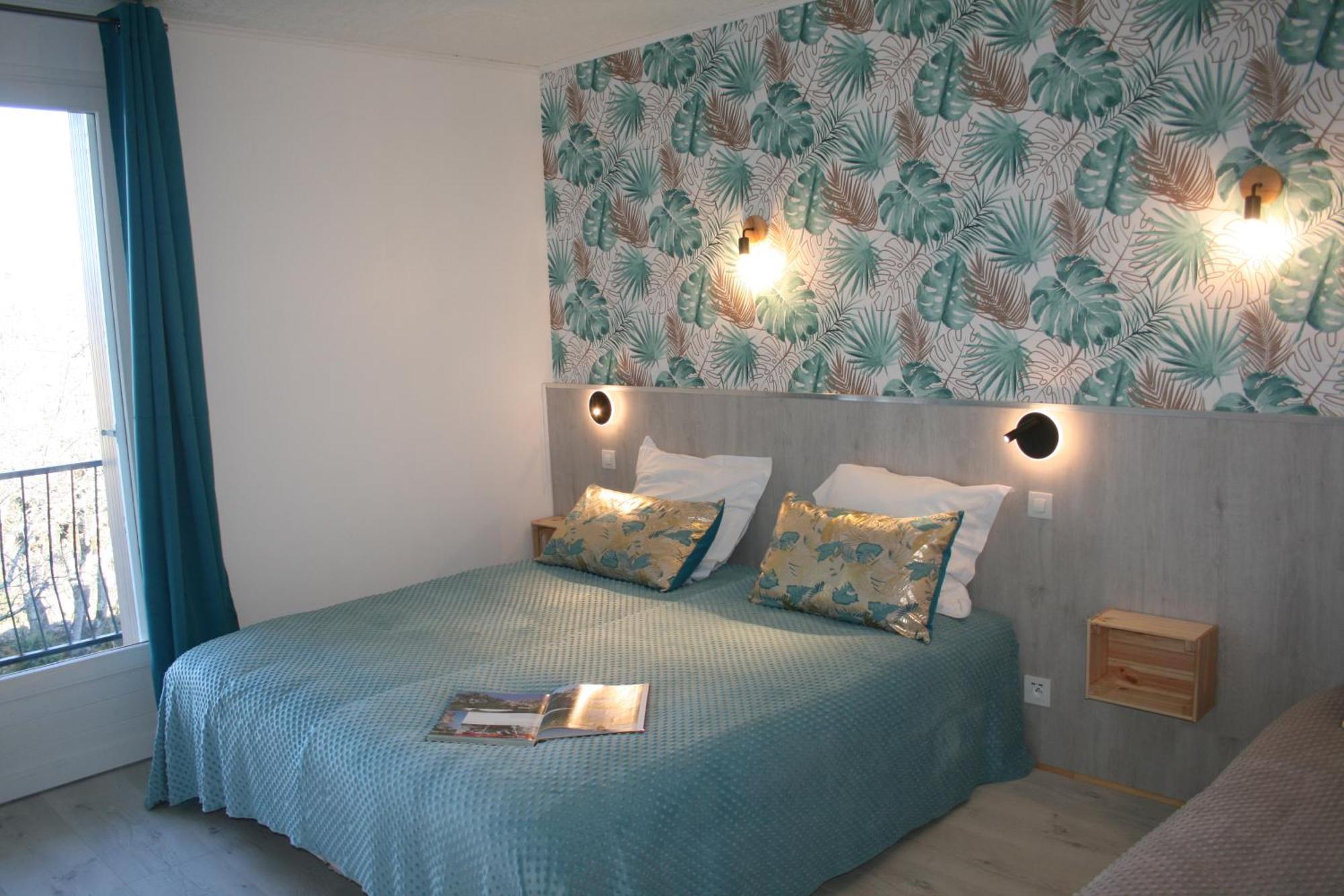 Hotel Les Persedes Lavilledieu  Luaran gambar