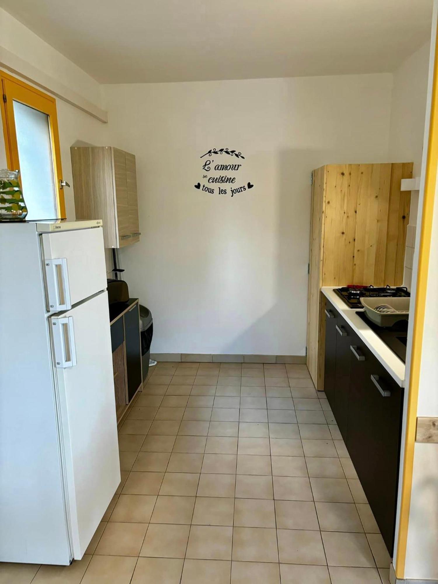 Hotel Les Persedes Lavilledieu  Luaran gambar