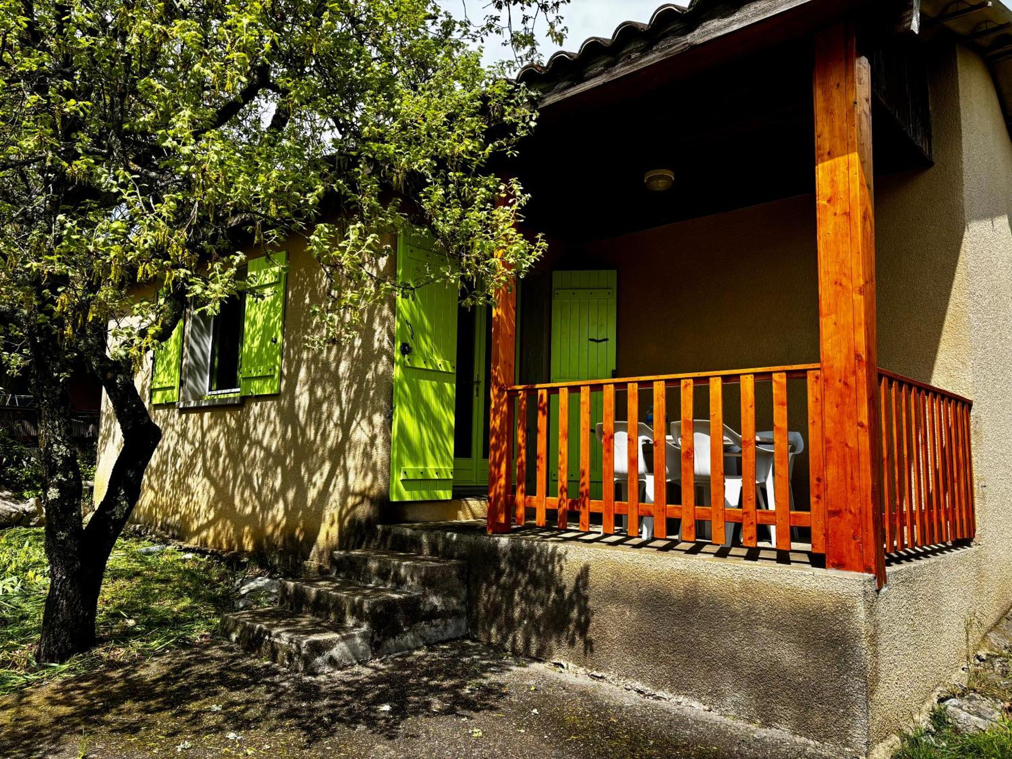 Hotel Les Persedes Lavilledieu  Luaran gambar