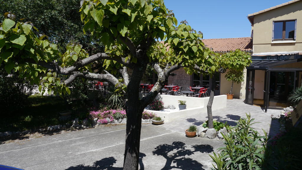 Hotel Les Persedes Lavilledieu  Luaran gambar