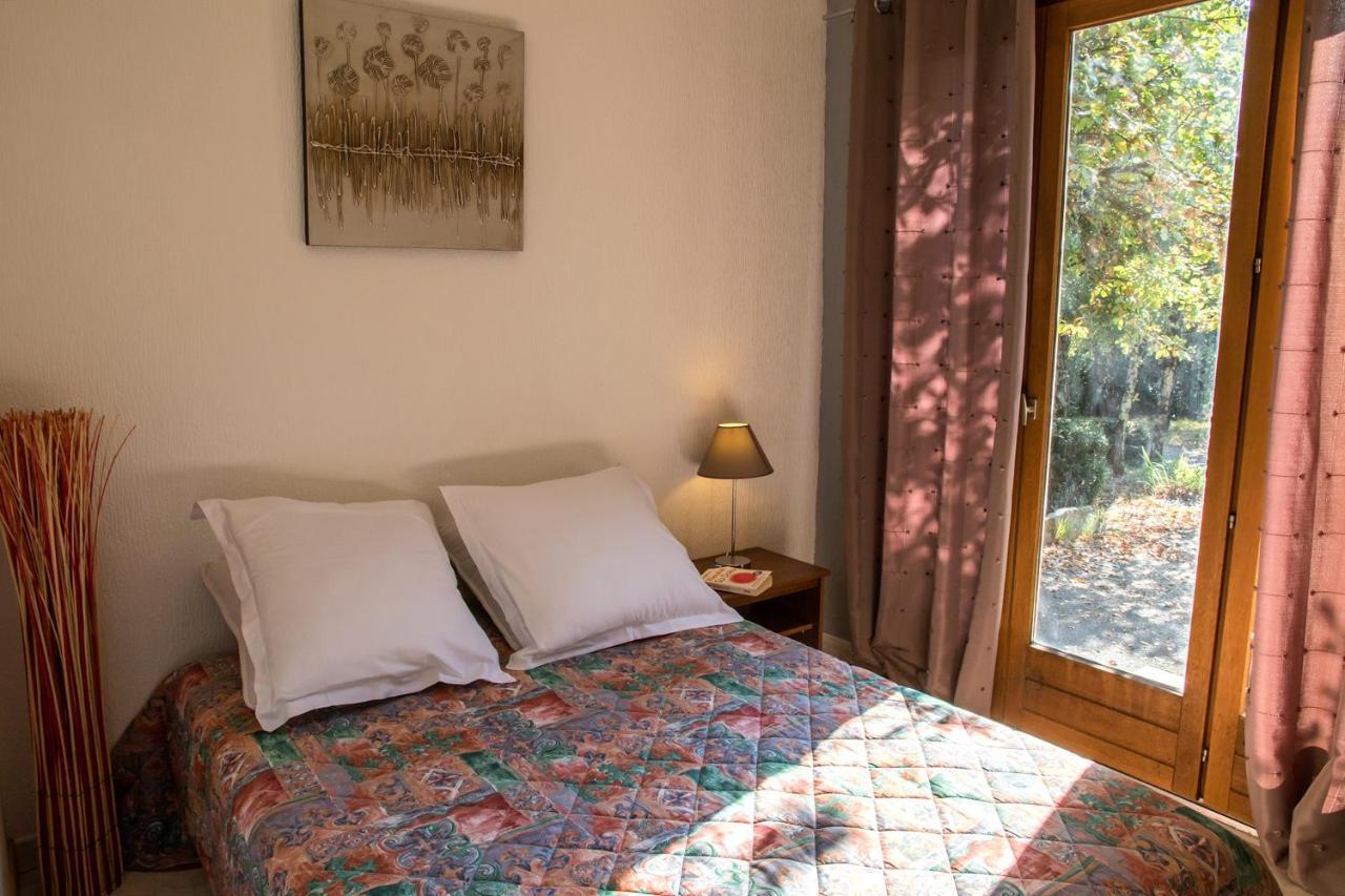 Hotel Les Persedes Lavilledieu  Luaran gambar